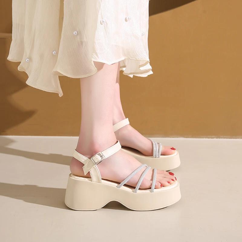 2025 New Women's Flat Sandals Thick Base Soft Bottom for Sports Beach Wear Comfortable Summer Shoes