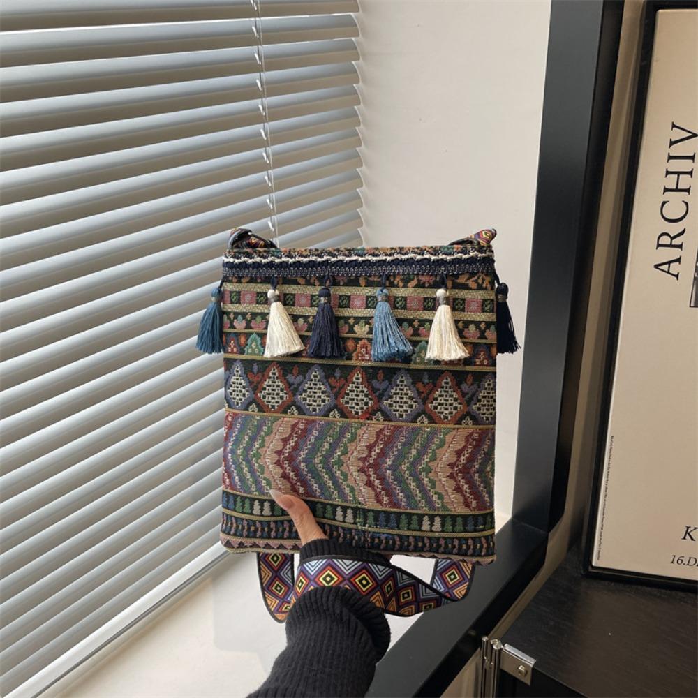 Retro Tassel Shoulder Bag Ethnic Style Weaving Handbag Large Capacity Geometric Pattern Tote Bag Women зелёный