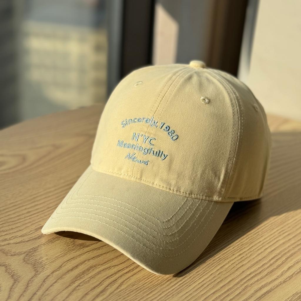New Casual Versatile Letter Baseball Cap for Women, Soft Top, Comfortable Cotton, Stylish Sunshade, Face-slimming Duckbill Cap
