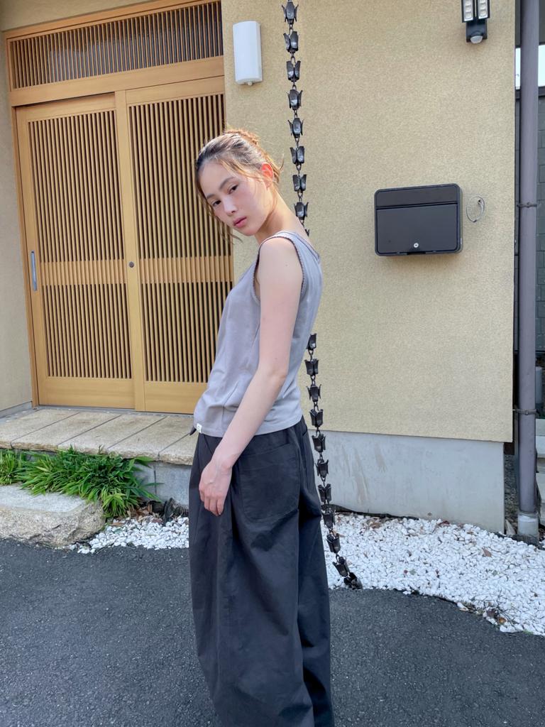 Loaegsyueol Arbeitszimmer Falten Ballonhose_Anthrazit