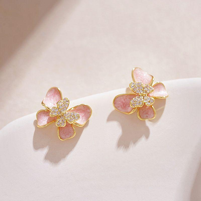 

French Entry Lux Butterfly Studs Women s Niche Design Classy Light Luxury Earrings Pink Pearlescent Earrings 2025 New Arrival 925 silver needle