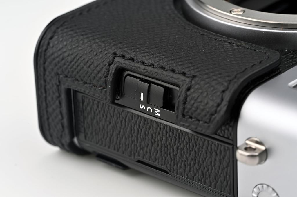 CLC handmade compatible camera for FUJI Genuine leather body metal base plate case/cover/bag X-E5/FUJI X-E5. (cowhide + + handle) (Black)