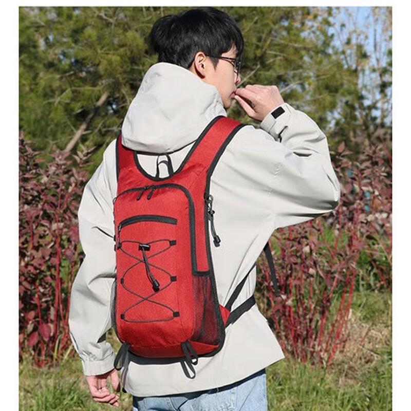 

Yuzhan Outdoor Splash-Proof Travel Backpack One Size