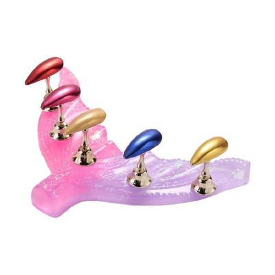 Maniküre – Übungspuppen für Maniküre & Pediküre