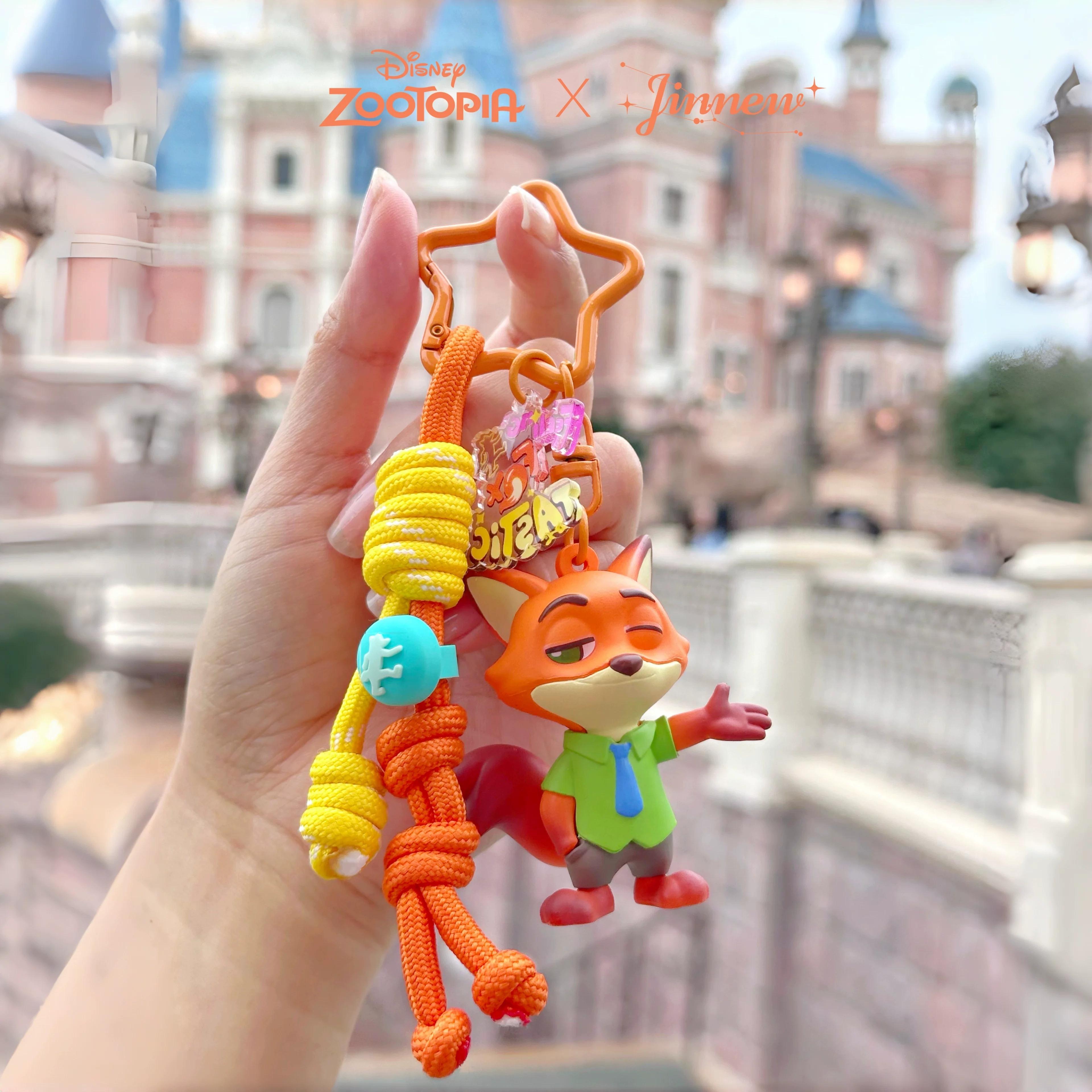 Disney Zootopia Bunny Police Officer Judy Nick Keychain Anime Movie Character Collectible Backpack Pendant Gift