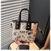 Contrasting color big bag women's 2025 autumn and winter new cute cartoon printed shoulder bag versatile trendy tote bag