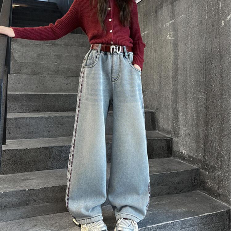 

Джинсы для девочек Корейские универсальные студенческие повседневные брюки прямого кроя Брюки с вышивкой букв Брюки широкие 140