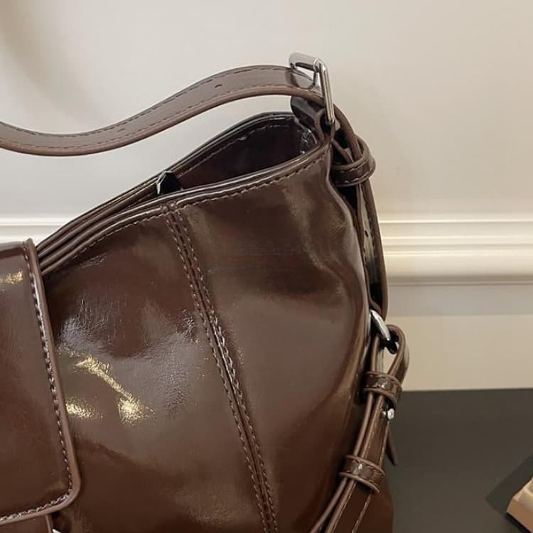 Glossy patent leather underarm bag women's shoulder messenger bag