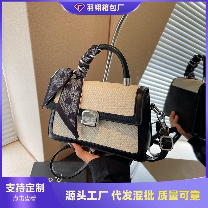 Popular contrasting bags women's new fashion versatile messenger bags portable small square bags