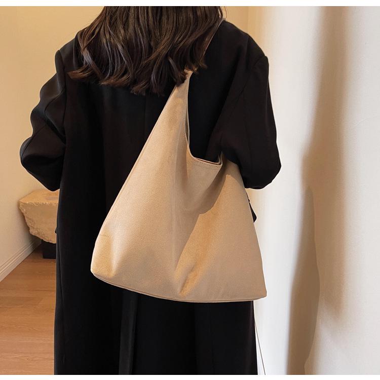 

Korean Style Suede Plush Crossbody Bag - Women s Retro Single Shoulder Tote with Large Capacity 36x13x31