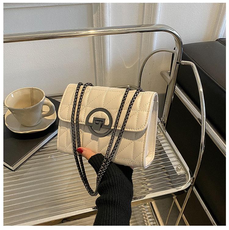 

Корейська версія модної та іноземної маленької сумки жіночої 2024 нова проста ланцюжкова сумка-месенджер повсякденна проста плечова маленька квадратна сумка