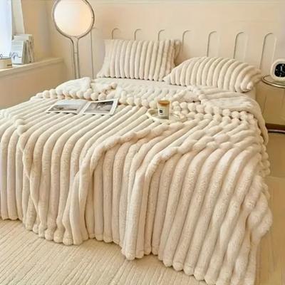 Luxurious White Coral Fleece Blanket - Soft Geometric Stripe Pattern, Comfortable Cover Blanket for All Seasons, Bed Blanket, Sofa Blanket