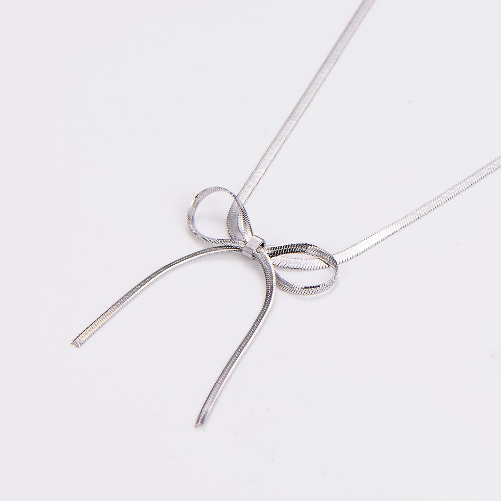 Titanium steel gold silver snake bone bow necklace, non-fading light luxury collarbone chain jewelry