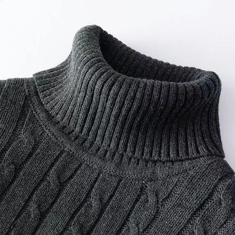 

Мужской свитер из плотного бархата — теплый, мягкий, с высоким воротником, стильный вязаный дизайн для осени и зимы.