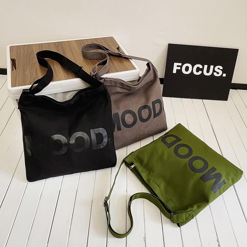 Canvas Bag Women Shoulder Crossbody Bag Letter Print Cloth Bag College Student Class Tutoring Artistic Minimalist Large Capacity