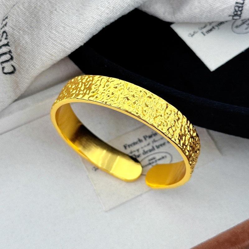 Exquisite Women’s Adjustable Gilt Brass Hammered Ice Crackle Wide Bangle