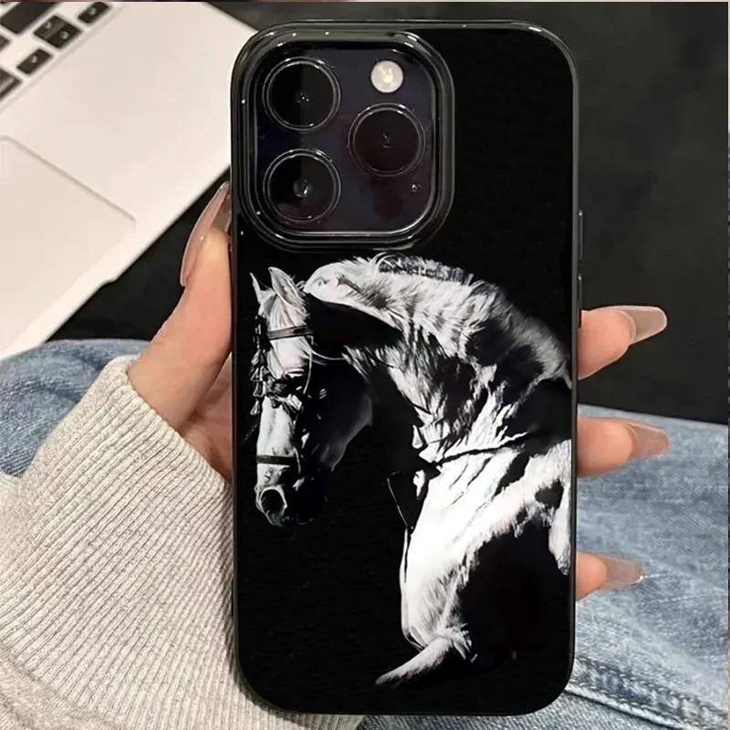 Artistic Black And White Horse Design Phone Case For iPhone 11 12 13 14 15 16 17 Pro Max 16E 17 Air X XR XS Max 7 8 Plus Cover