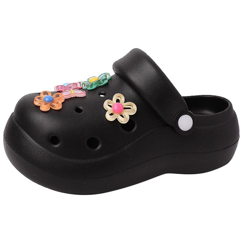 Stylish and cute cartoon simple colorful flower hole shoes women wear versatile cool slippers beach shoes in summer