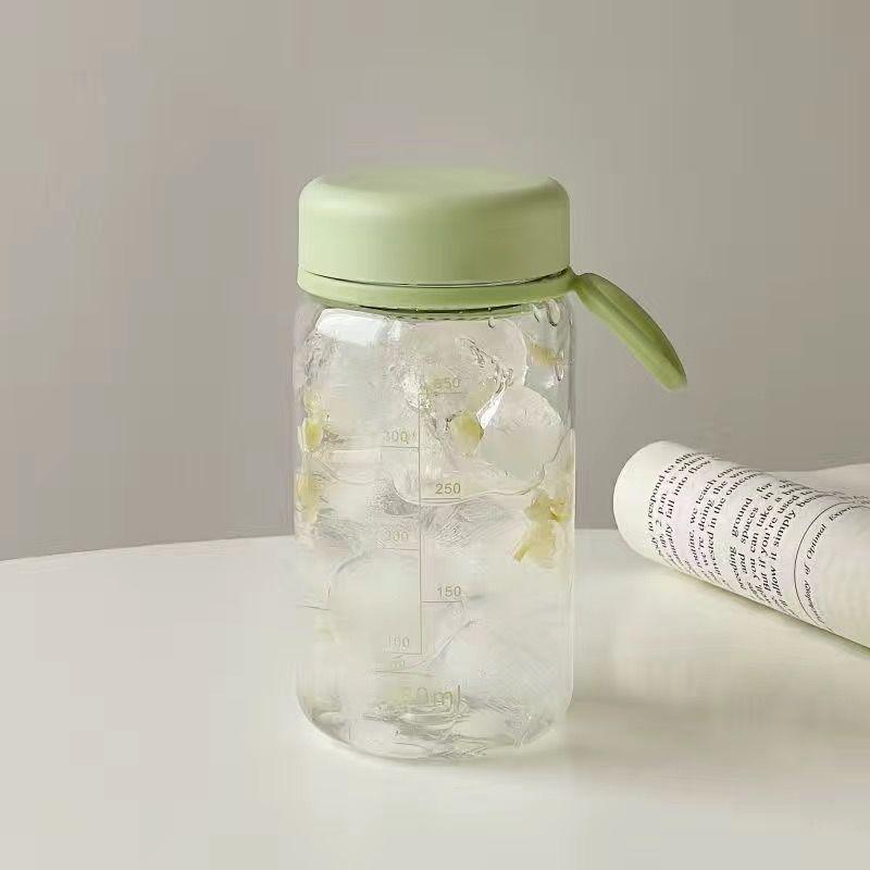 

Compact Heat-Resistant Tea & Water Cup with Infuser - Portable & Fresh Design Shatterproof PC Material