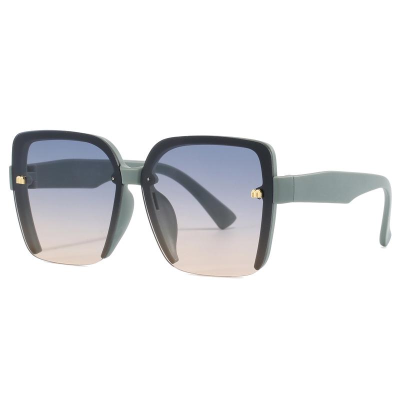 

Трендовые квадратные очки с буквой M в стиле ретро для улицы 2025