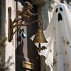 Yousheng Halloween Witch Bell Vintage Metal Welcome Doorbell Shopkeeper Bell Home Office Entrance Door Wall Mount Decorative Bell