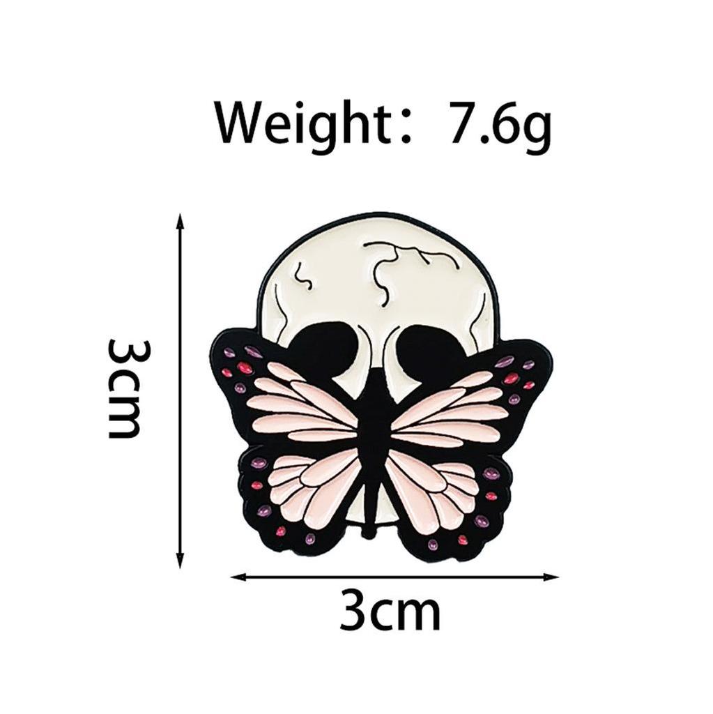 Retro Skull Brooch with Butterfly & Horror Elements - Metal Badge Ornament