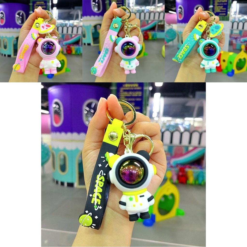 Entzückender Cartoon-Astronauten-Bär Schlüsselanhänger Niedliches Rucksack-Anhänger Auto-Schlüssel Zubehör Ideales Geschenk