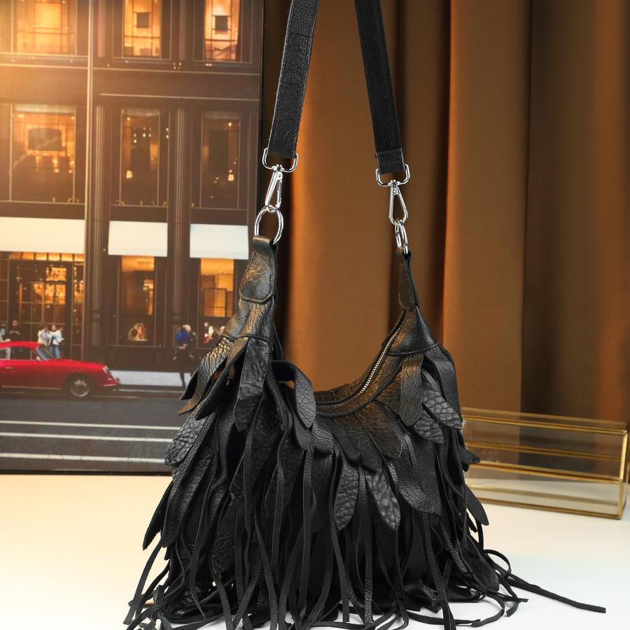 Fashion Tassel Bag Women'S Leather Piece Retro Shoulder Crossbody Large Capacity Tote Bag