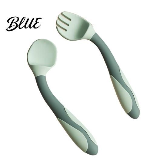 Cucchiaio per Bambini con Manico Curvo Forchetta da Allenamento e Set Utensili Flessibili Antiscivolo Bordi Arrotondati Antiscivolo Strumenti per l'Autosvezzamento/Alimentazione per Destri/Mancini