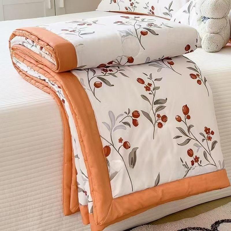 Airy Summer Lightweight Flower Printing Duvet With Quilting For Student Bedroom