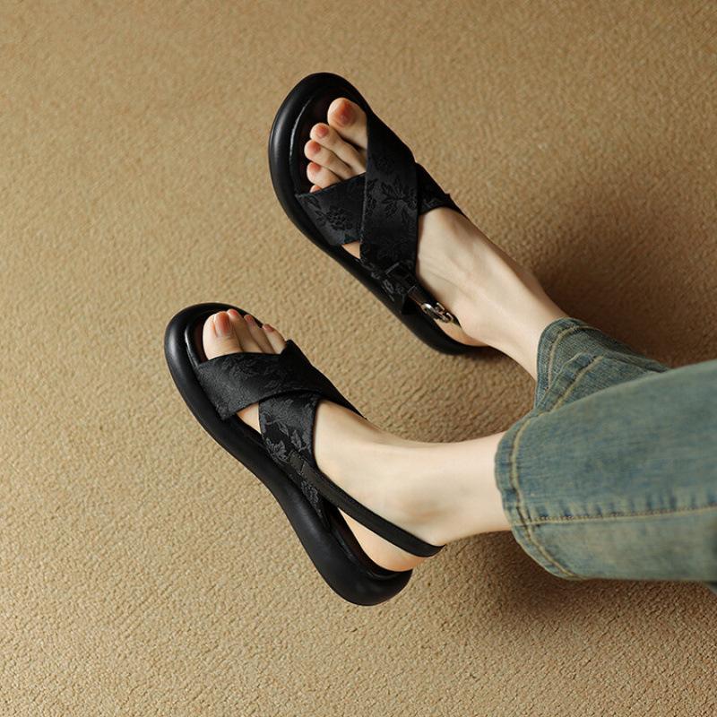 Summer Women's Platform Sandals Non-slip Rubber Soft Sole Size Round Head Women's Shoes New Casual Beach Sandals Women