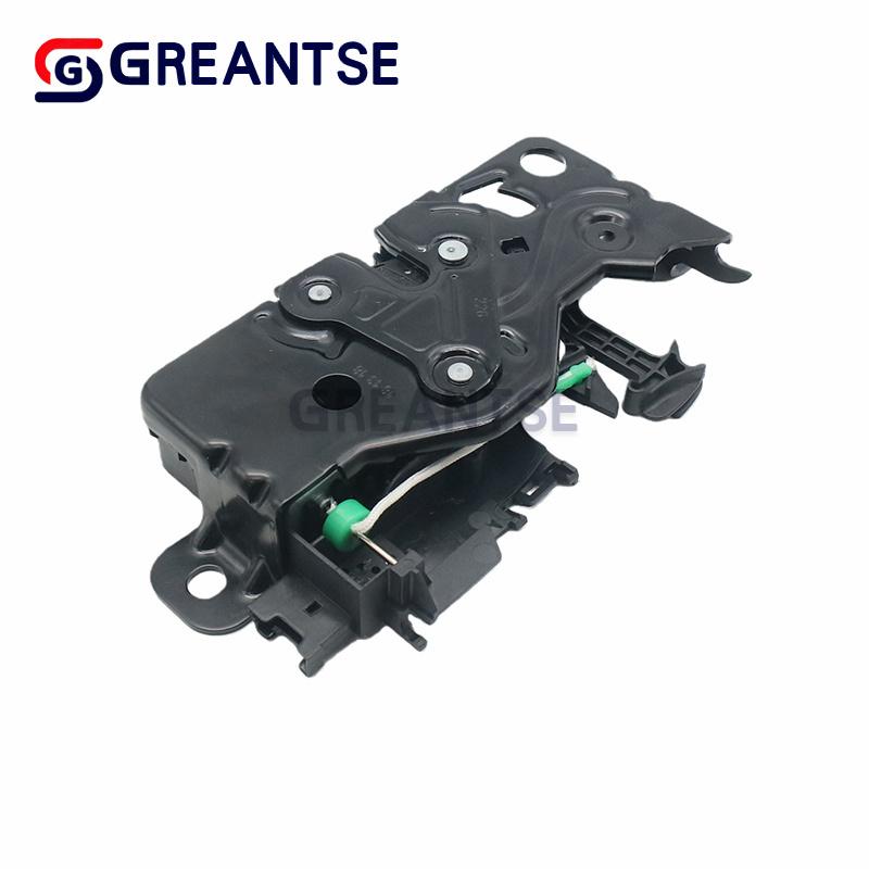 51247383282 Car Door Lock Tailgate Latch For BMW 1 Series F40 X1 F48 F49 2016- High Quality Car Accessories