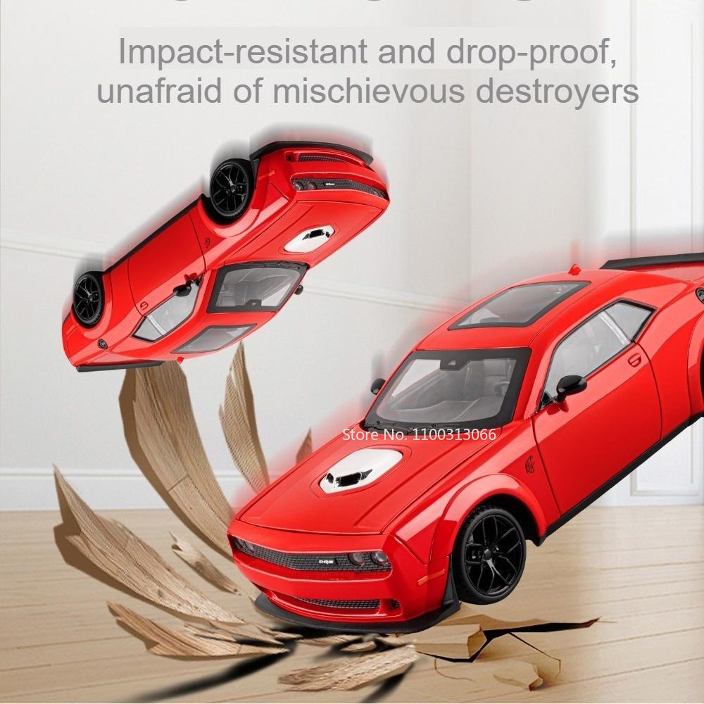 1:18 Hellcat 720S Car Toy Alloy Diecast Model Sound And Light Doors Opened Front Wheel Steering Vehices Birthday Gift For Friend