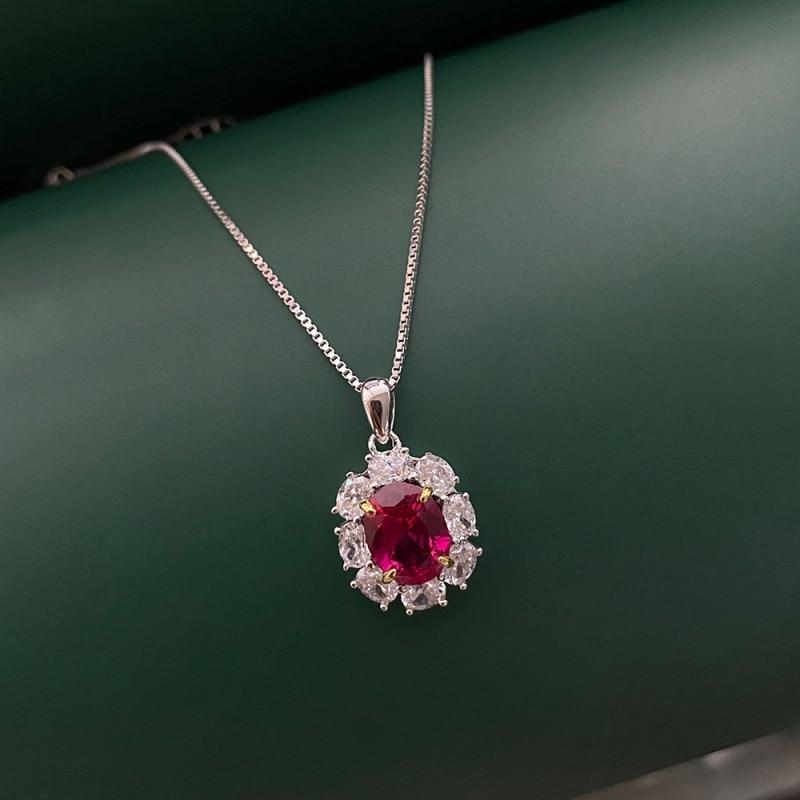Luxurious S Women Color Necklaces Pendants Fine Jewelry Ladies Ruby Gemstone Pendant Present Gift Idea Pendant Necklace FemaleLuxury