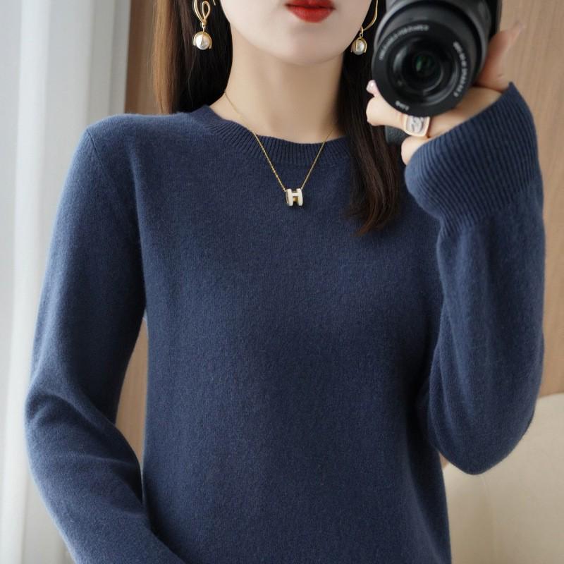 Dámský podzimní pletený svetr - Kulatý výstřih, Dlouhý rukáv, Jednobarevný, Všestranný volný střih