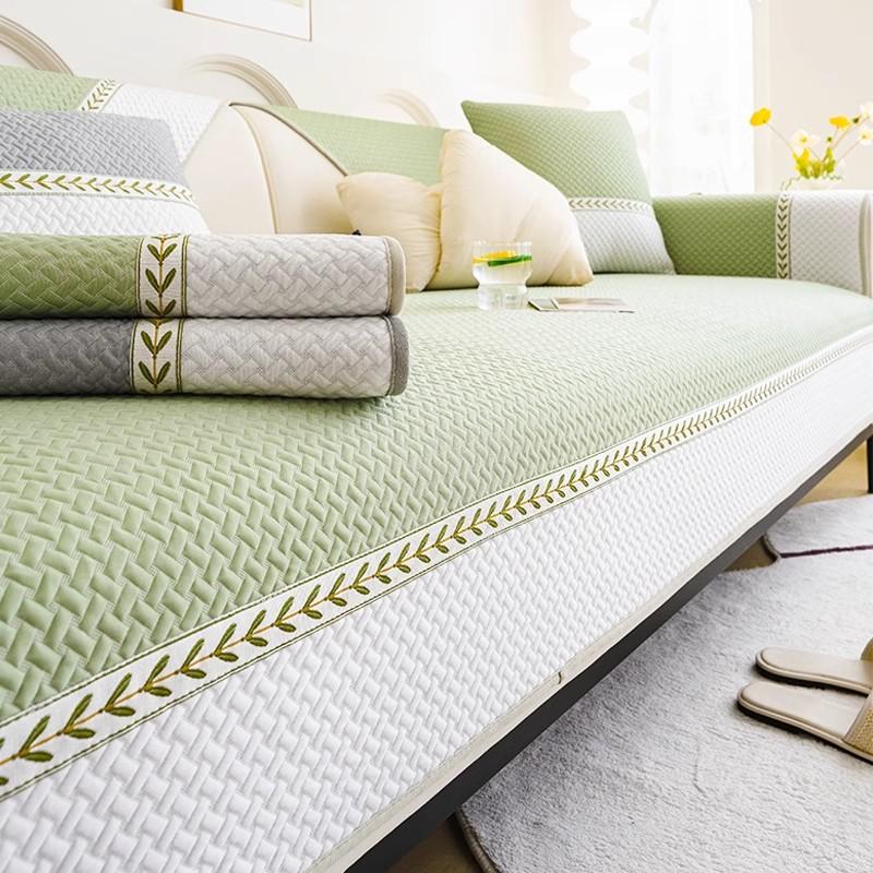 Cool Feeling Flower Slipcover Funda Non-slip Ice Silk Sofa Cushion Summer Home Couch Sofa Covers Mat