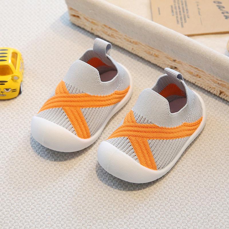 

2026 Spring/Autumn Breathable Flyknit Baby Walker Shoes - Soft Sole, Non-Slip for Infants & Toddlers Size 15 - Length 12.5CM