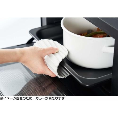 Yoshikawa EA to CO Iitoko Nami Green Trivet/Potholder/2-Way Silicone Mat, 18 x 16 cm, AS0046