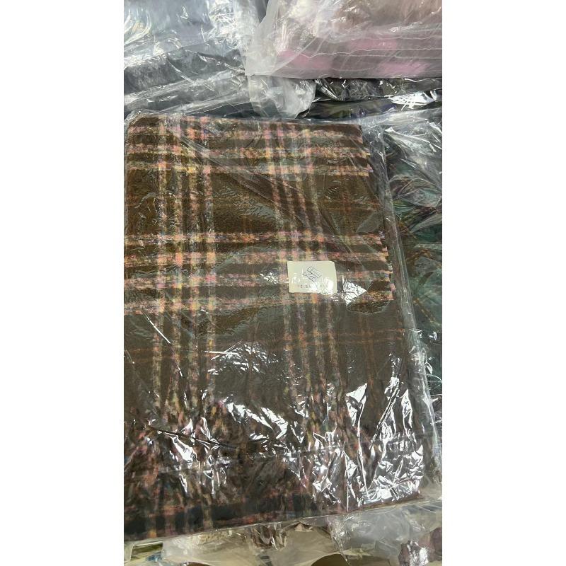 New Colorful Plaid Scarf for Women High End Imitation Cashmere Korean Version Versatile Thickened and Warm Autumn and Winter Long Shawl Scarf