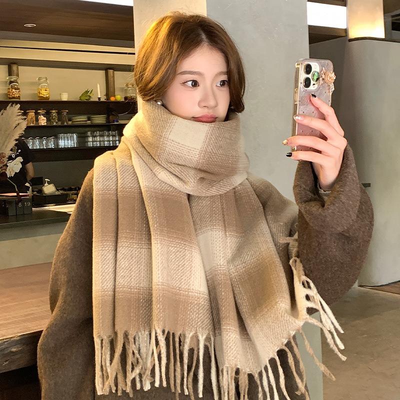 Schal Winter Damen neu Herbst und Winter Atmosphäre College-Stil Damen fortgeschrittener Sinn vielseitiger Karoschal