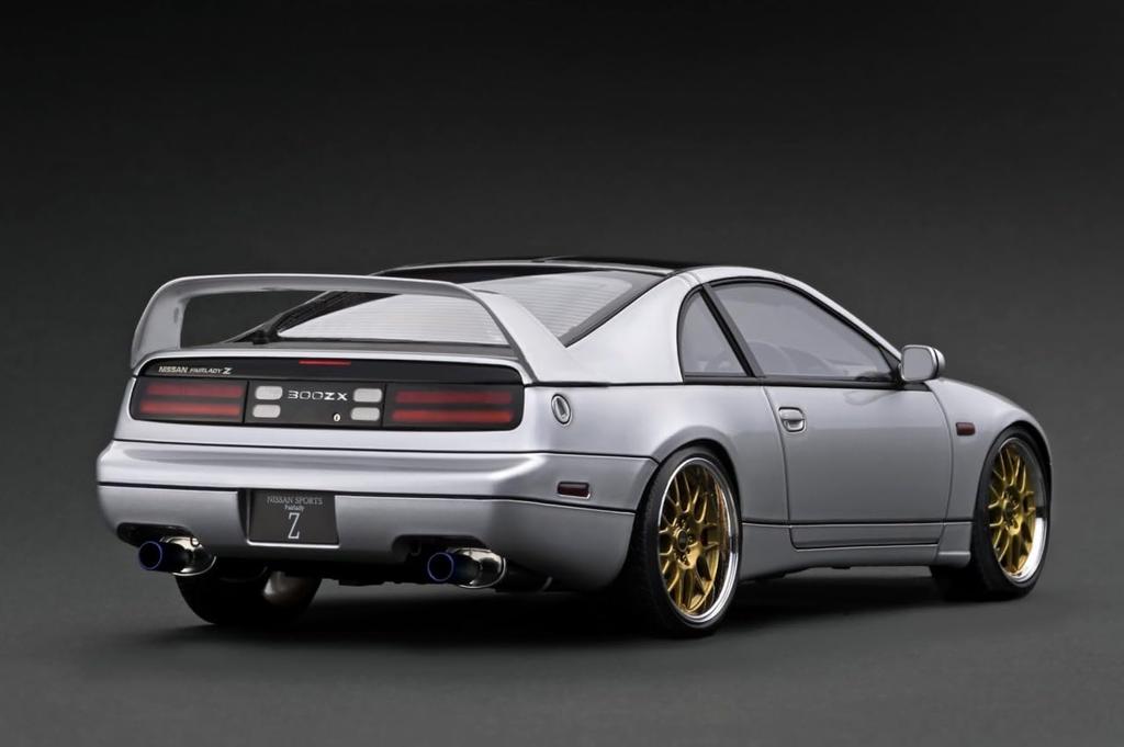 Ignition Model Nissan Fairlady Z Silver Finished Product 1/18 (Z32)2by2