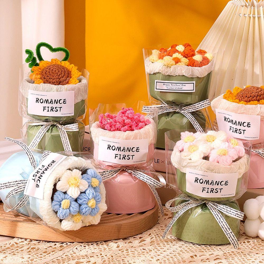 

Handmade Crochet Flowers Romantic Artificial Flower Bouquet Wedding Bridal Bouquet Valentine s Day жовтий/рожевий