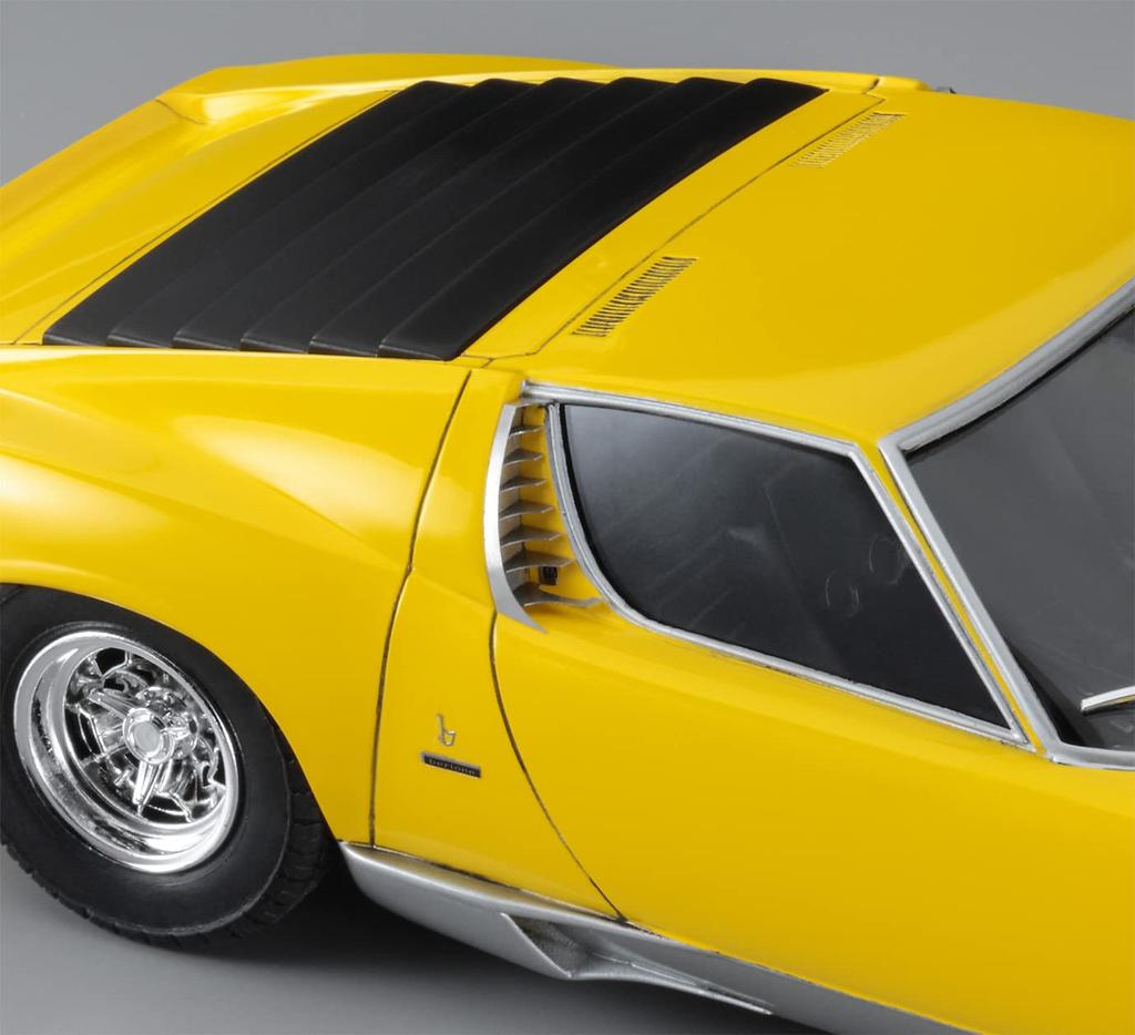 Hasegawa Lamborghini Miura P400 SV Version Yellow Body Plastic Model Kit 20511 1/24 Detail-Up