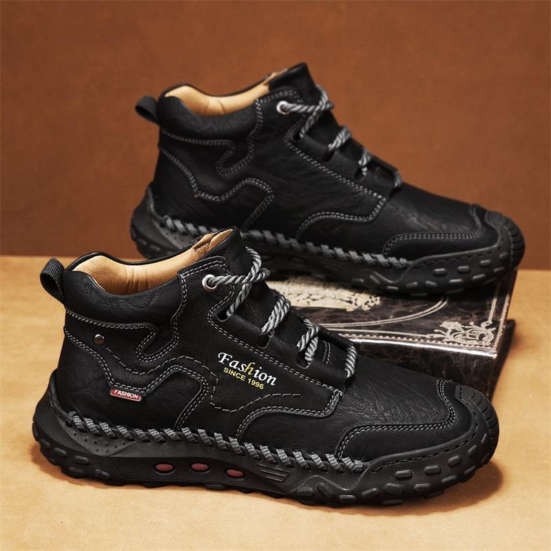 Fashion Hot Sale New Handmade Men Basic Boots Sneakers Non-Slip Man Outdoor Casual Leather Shoes Hand-stitching Men Ankle Boots Trainers