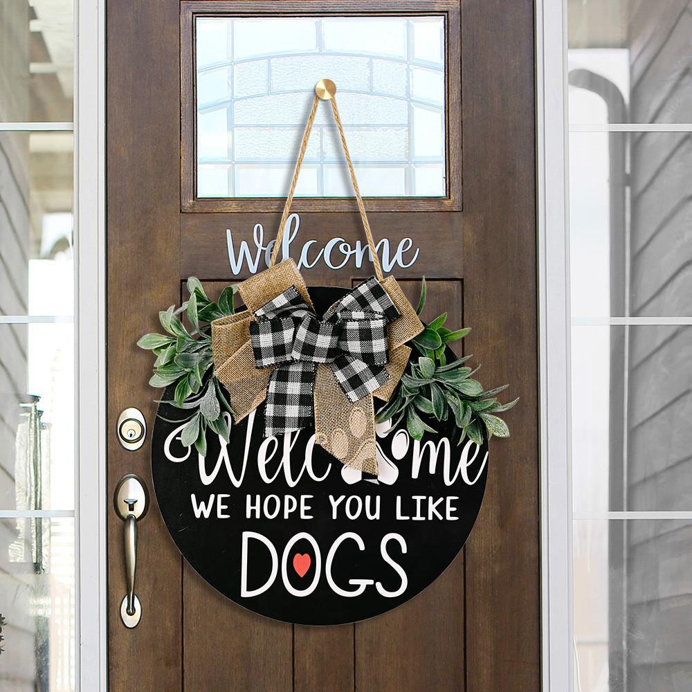 Handcrafted Stunning Wooden Dog Plaque With Classic Bow And Leafy Wreath For Decor Charming