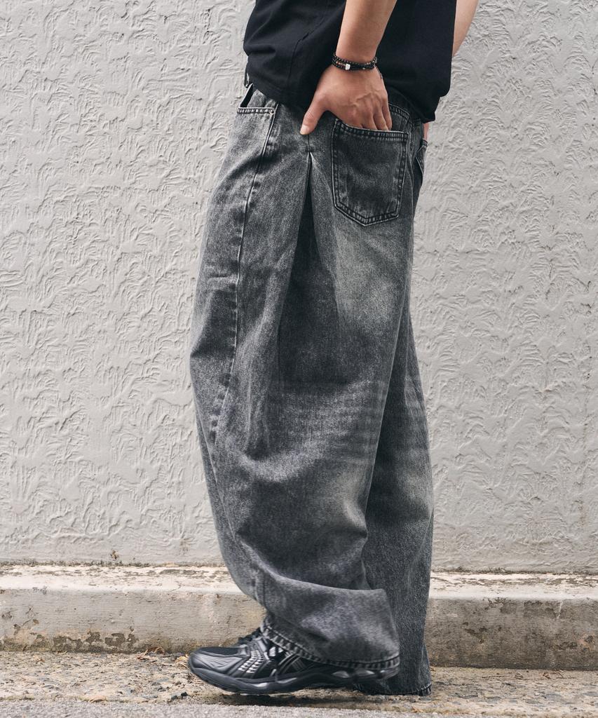 Beokeuldaun Side Tuck Curved Wide Denim Pants (Washed Grey)