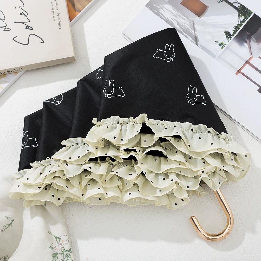 Ombrello Pieghevole con Bordi Arricciati a Pois Lolita per Donne, Rivestimento Nero Protezione Solare, Ombrello da Sole Portatile Ultra-Leggero