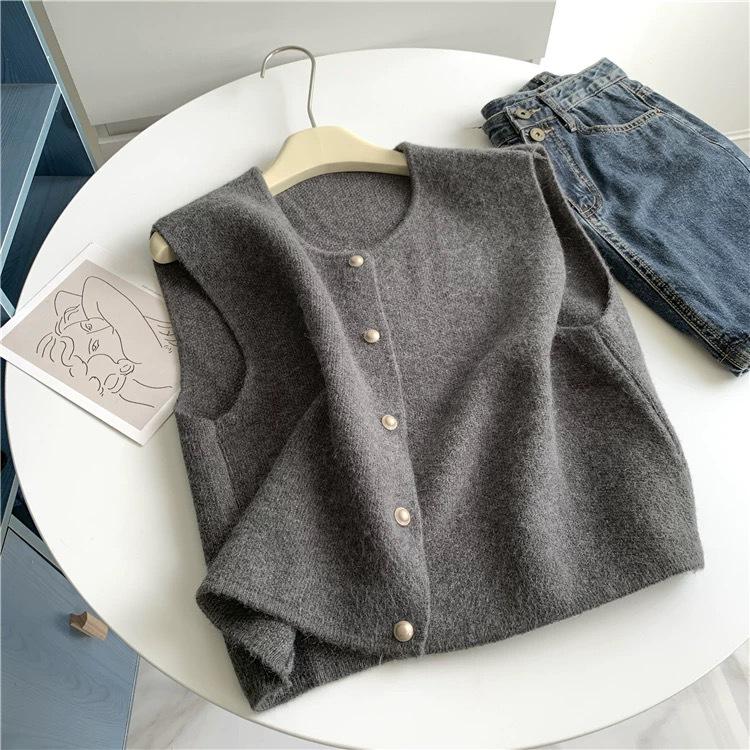 Women's Korean Style Soft Knit Semi-High Neck Slim Fit Pullover for Autumn and Winter