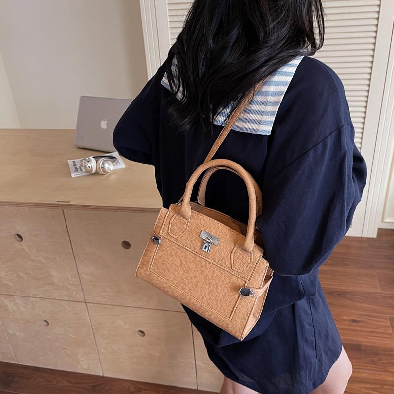 Handbag Woman Retro Pu Small Square Crossbody Bag For Daily Use