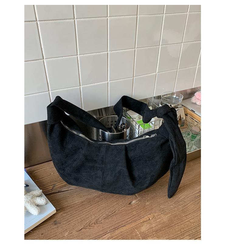 Retro Large-capacity Bag Women 2025 New Casual Fashion Dumpling Bag Texture Niche Versatile Messenger Bag